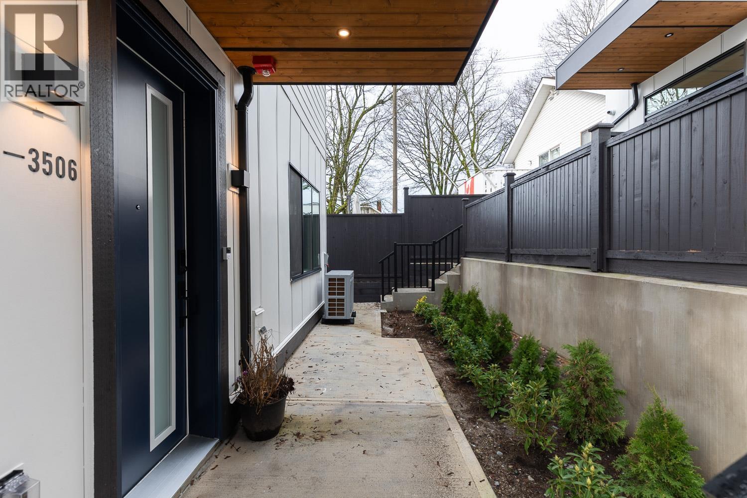 1 3506 E PENDER STREET, Vancouver