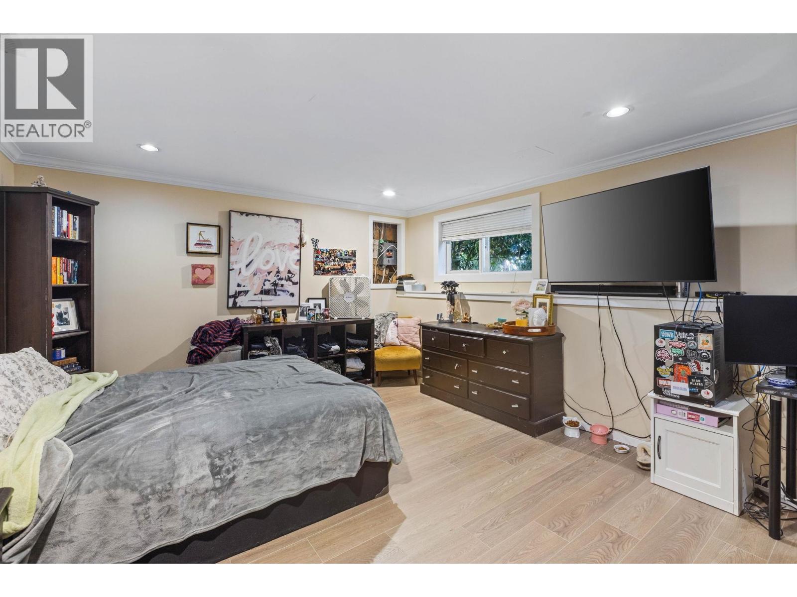 966 DUNDONALD DRIVE, Port Moody