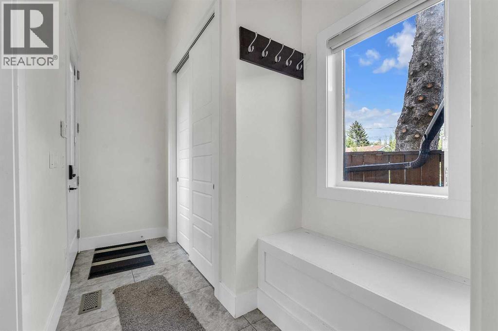 Single Family House for Sale in   Avenue NE Winston Heights/Mountview Calgary 