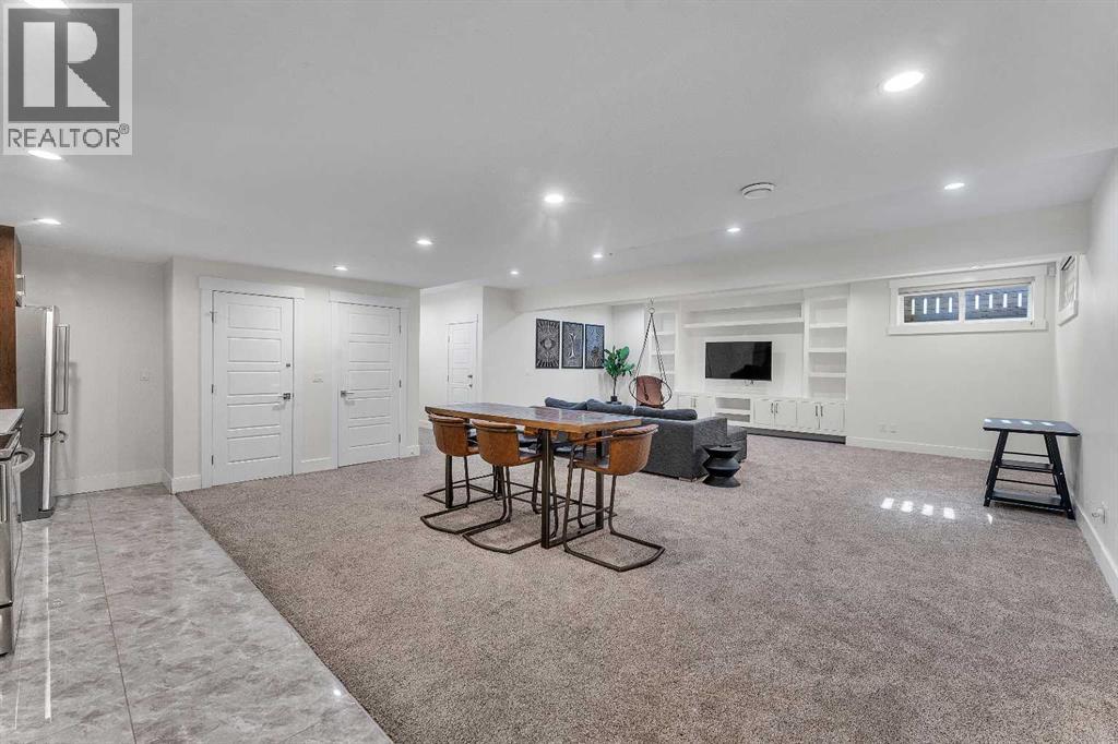 Single Family House for Sale in   Avenue NE Winston Heights/Mountview Calgary 