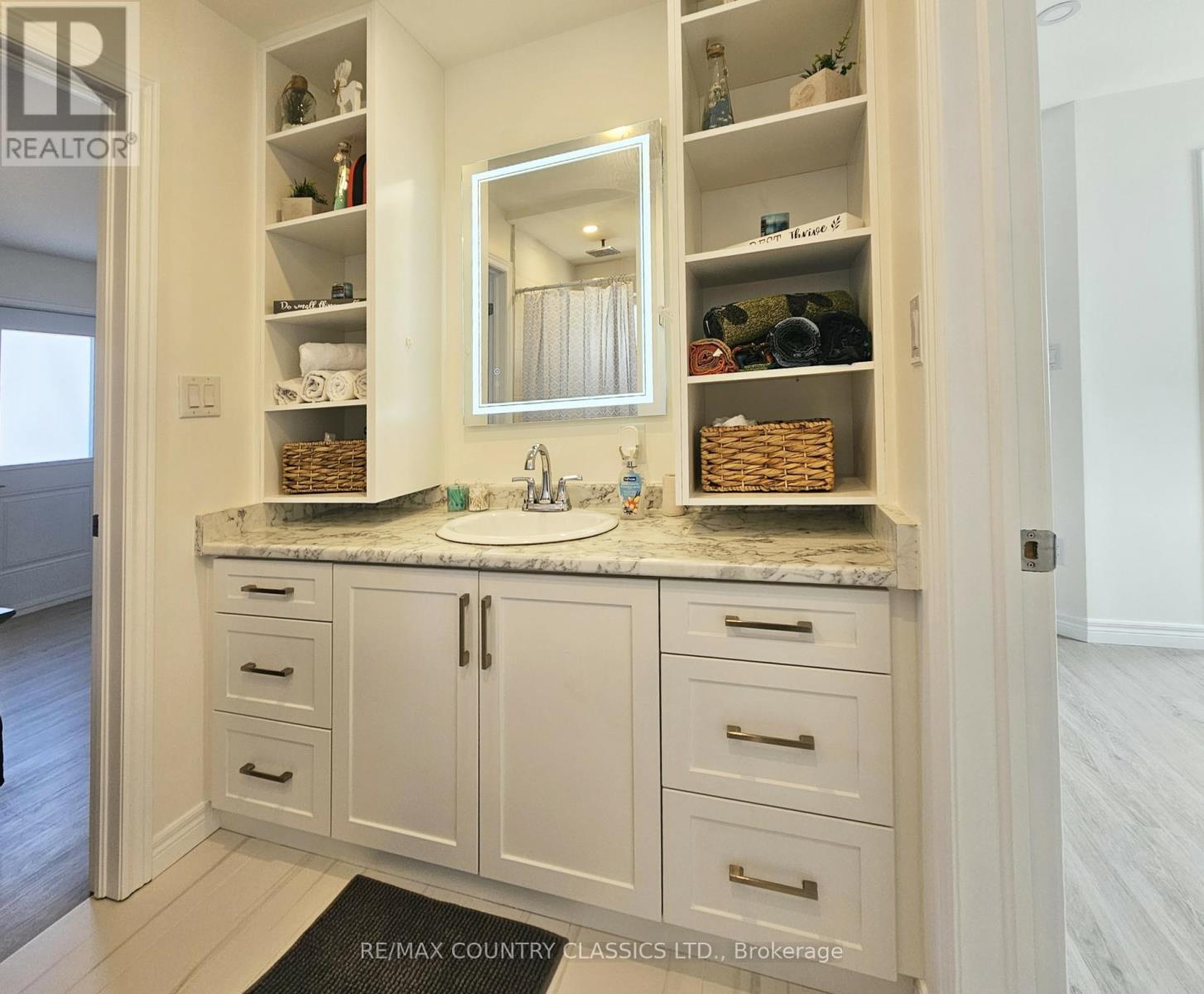 237 GRUNWALD ROAD - 21