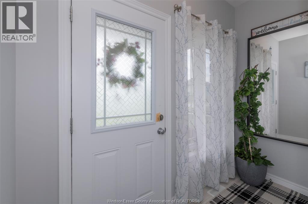 229 MACALISTER BOULEVARD - 15
