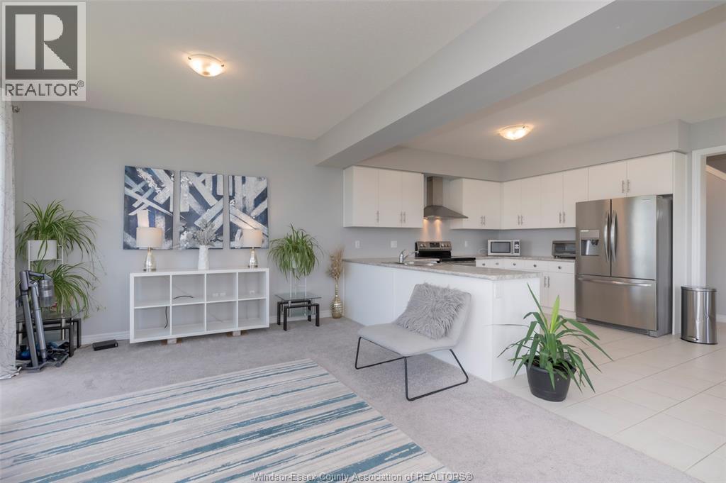 229 MACALISTER BOULEVARD - 11