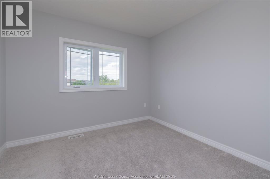 229 MACALISTER BOULEVARD - 28