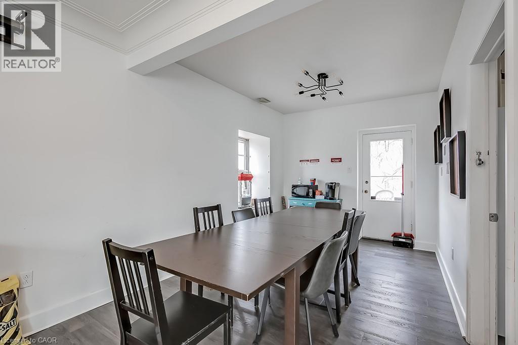 50 SANDERS Boulevard - 6