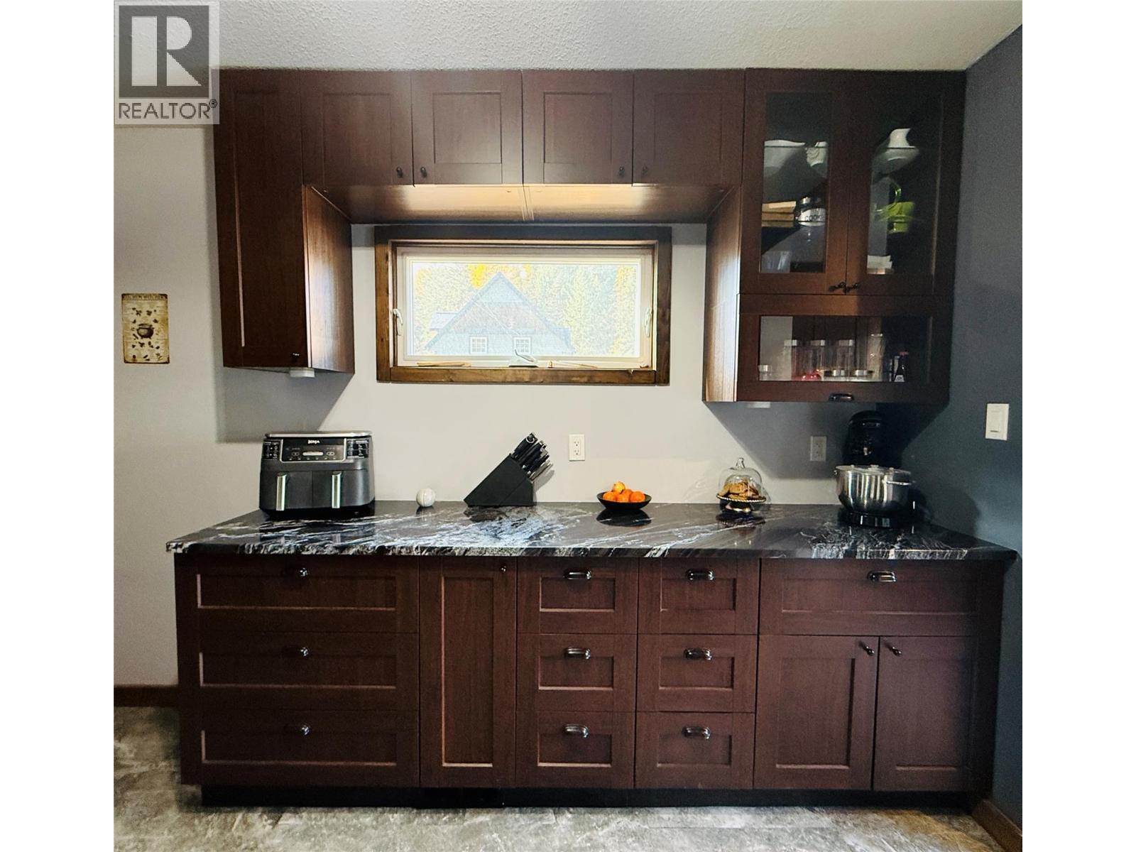 205 OTIS STREET - 11