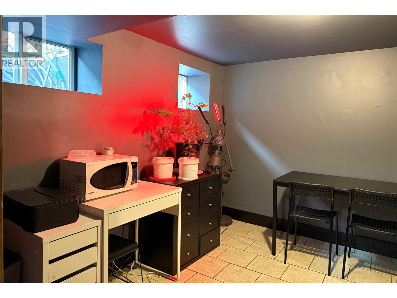 205 OTIS STREET - 27