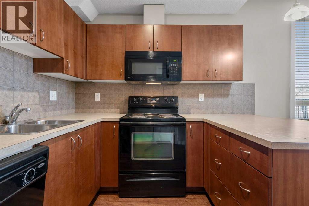 Single Family House for Sale in   Country Village Circle NE Country Hills Village Calgary 