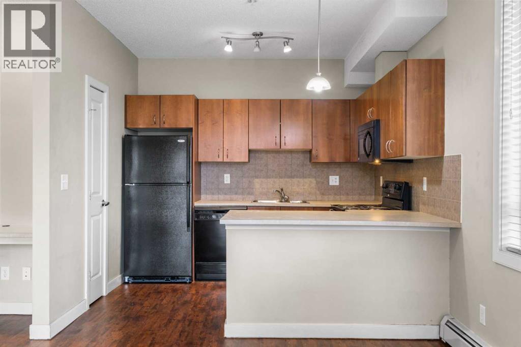 Single Family House for Sale in   Country Village Circle NE Country Hills Village Calgary 