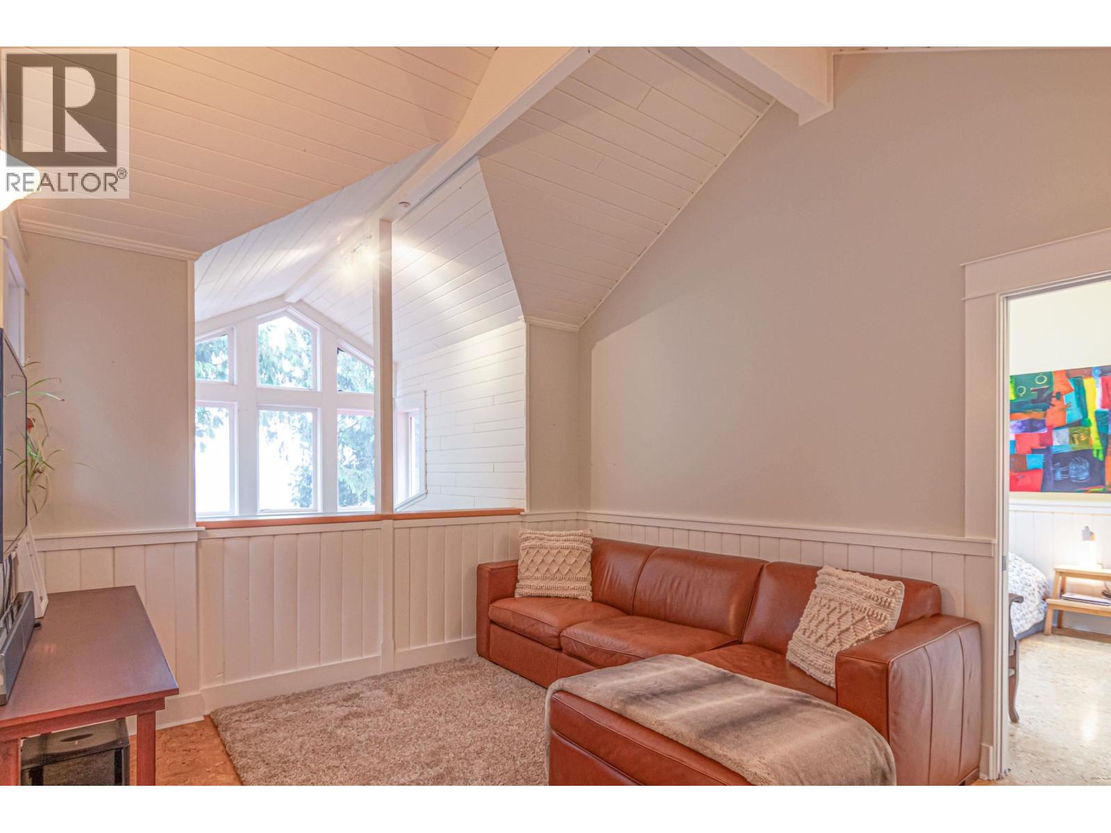 105 ISLAND PARK DRIVE — photo 22