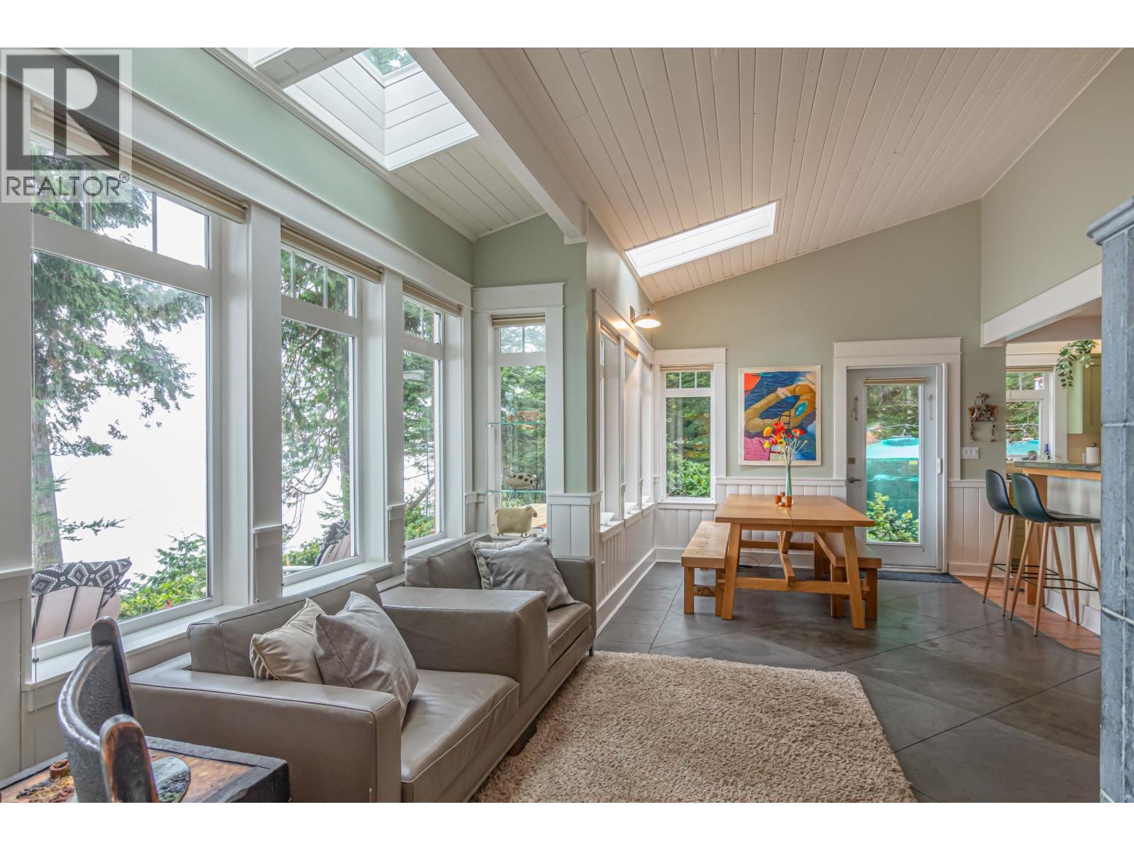 105 ISLAND PARK DRIVE — photo 10