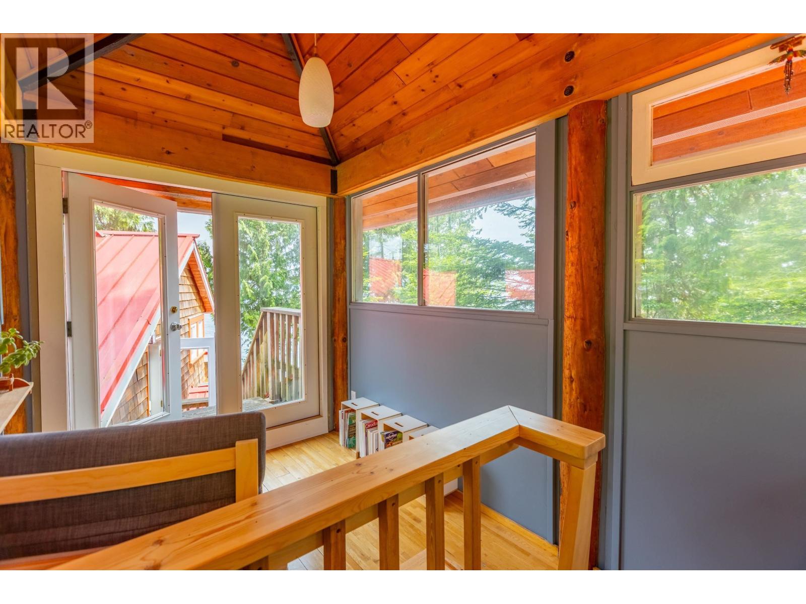 105 ISLAND PARK DRIVE — photo 31