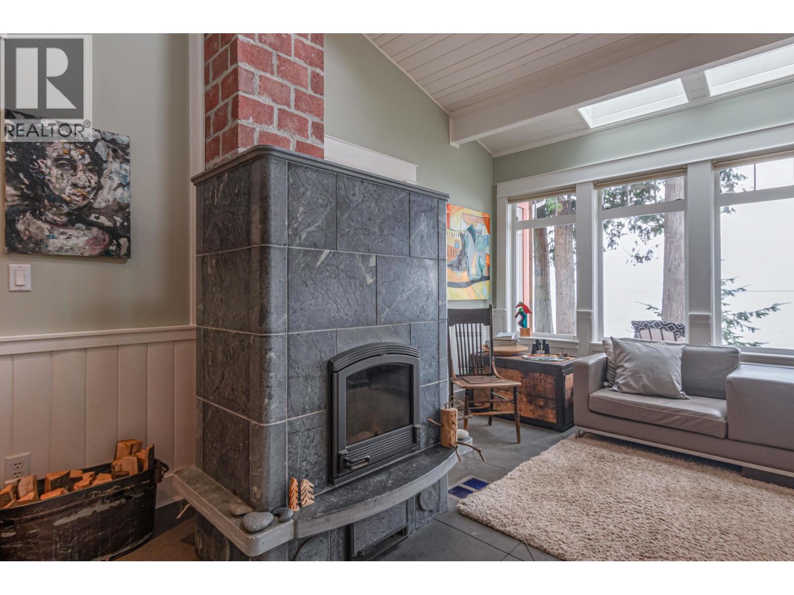 105 ISLAND PARK DRIVE — photo 15