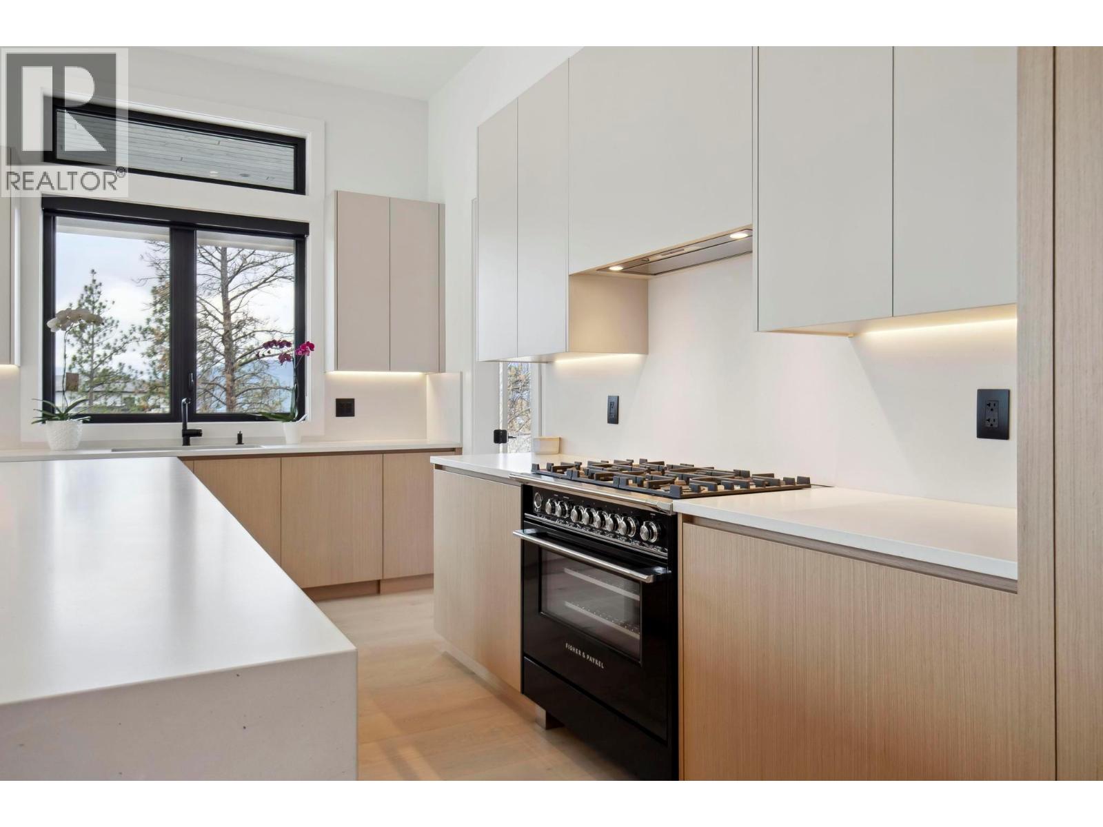  1561 Cabernet Court, West Kelowna