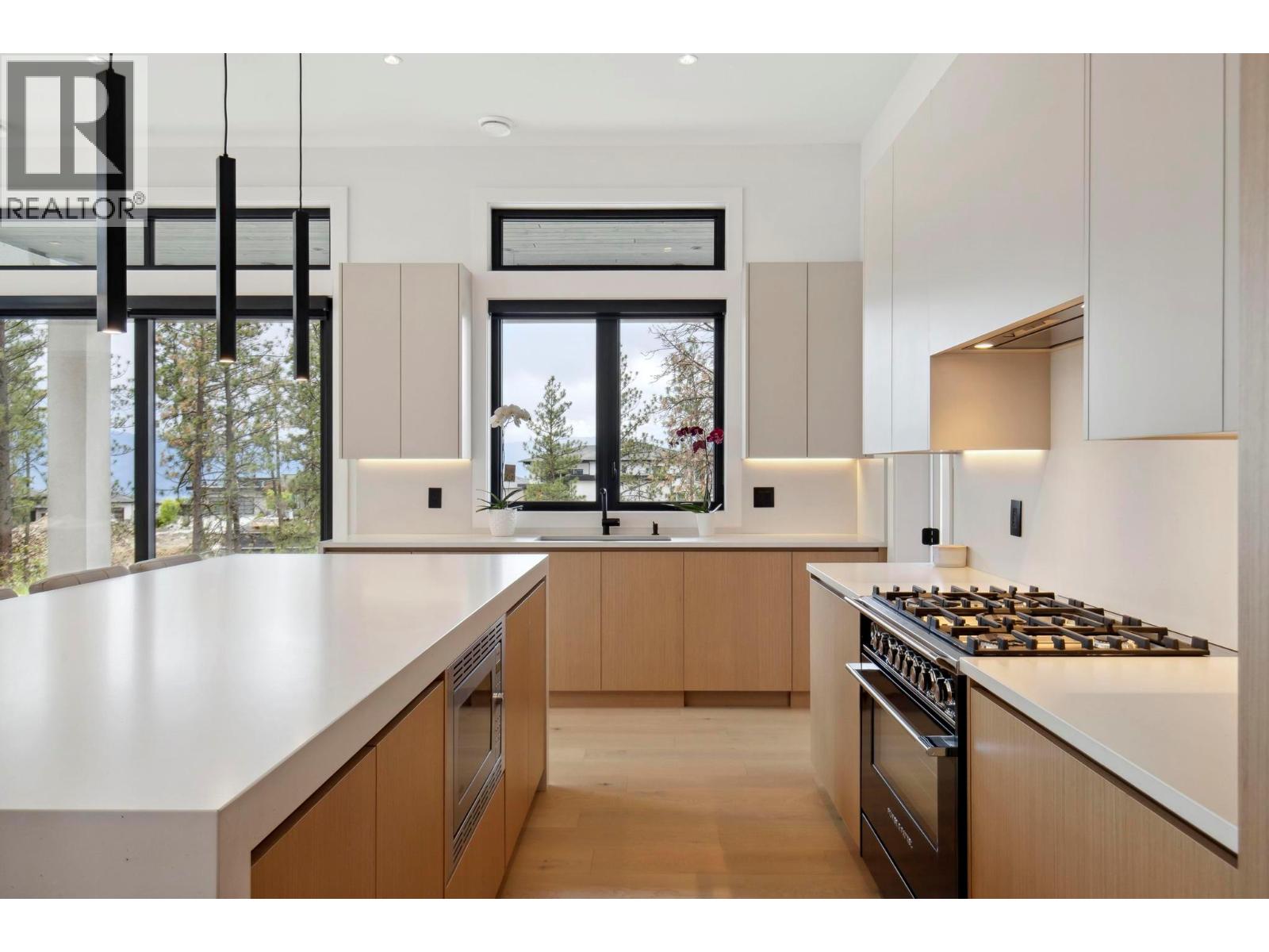  1561 Cabernet Court, West Kelowna