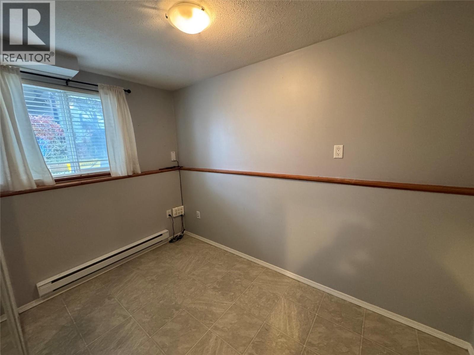  1025 Laurier Avenue, Kelowna