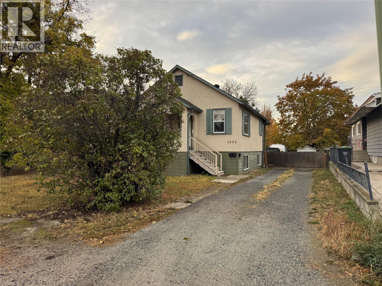  1025 Laurier Avenue, Kelowna