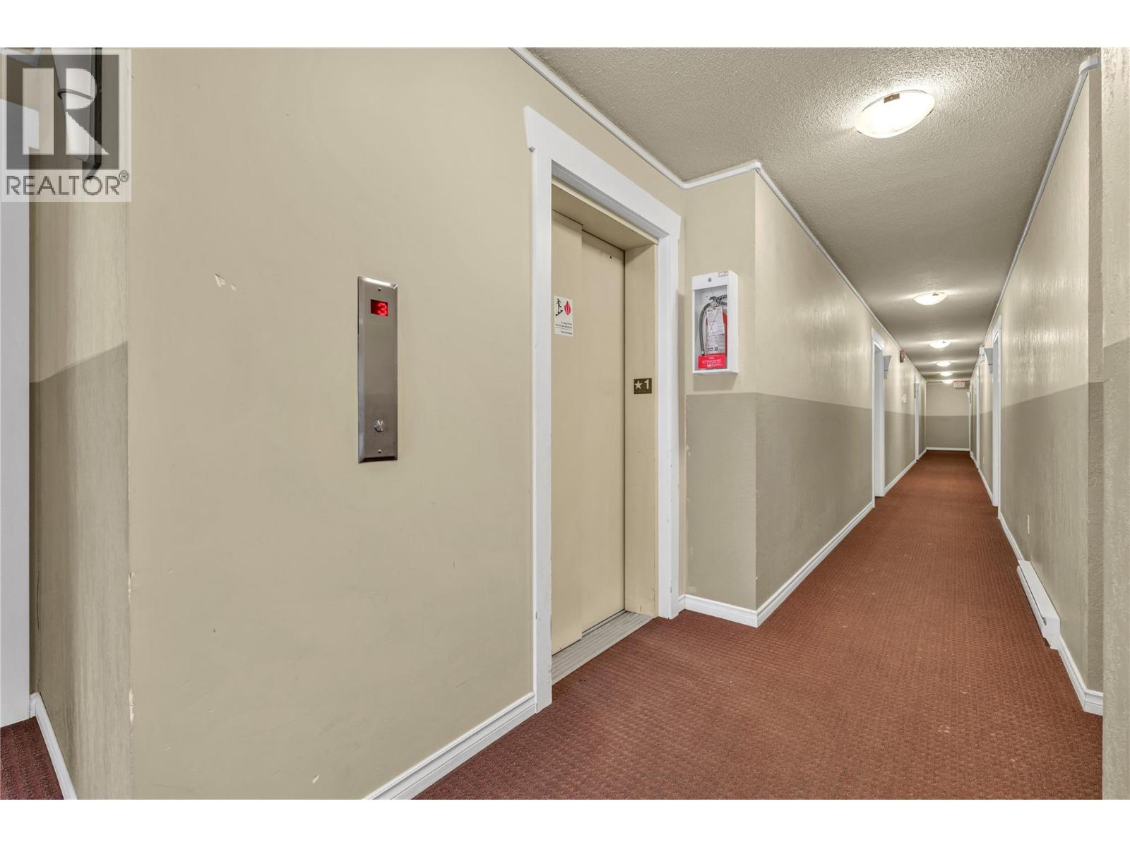 66 Angela Ave Unit# 203, Princeton