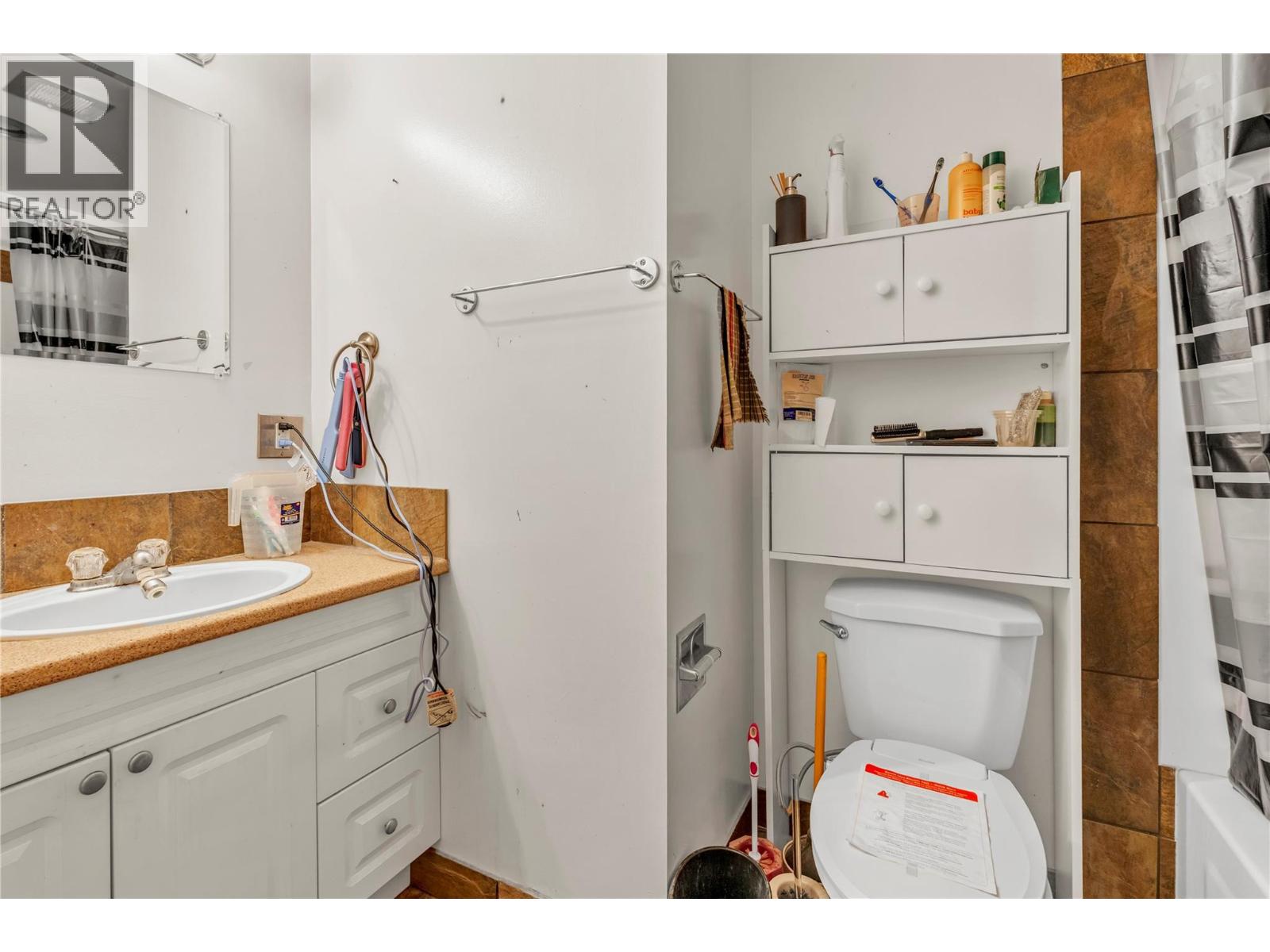 66 Angela Ave Unit# 207, Princeton