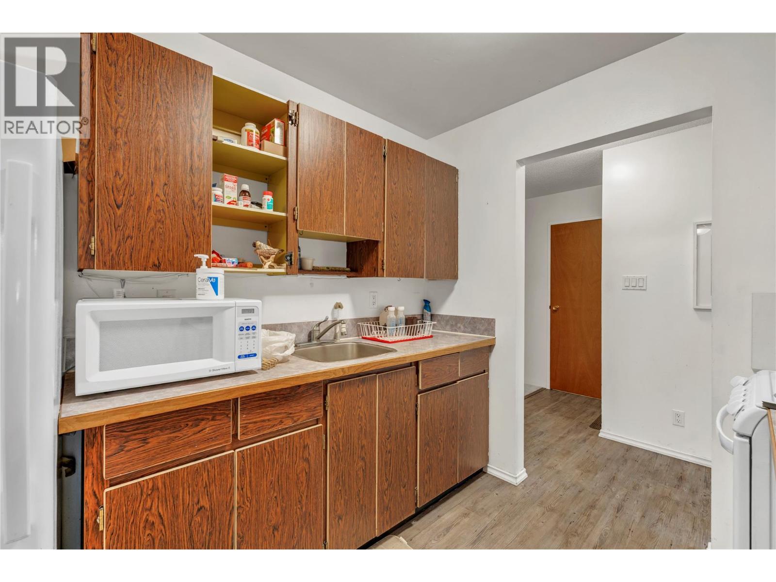 66 Angela Ave Unit# 207, Princeton