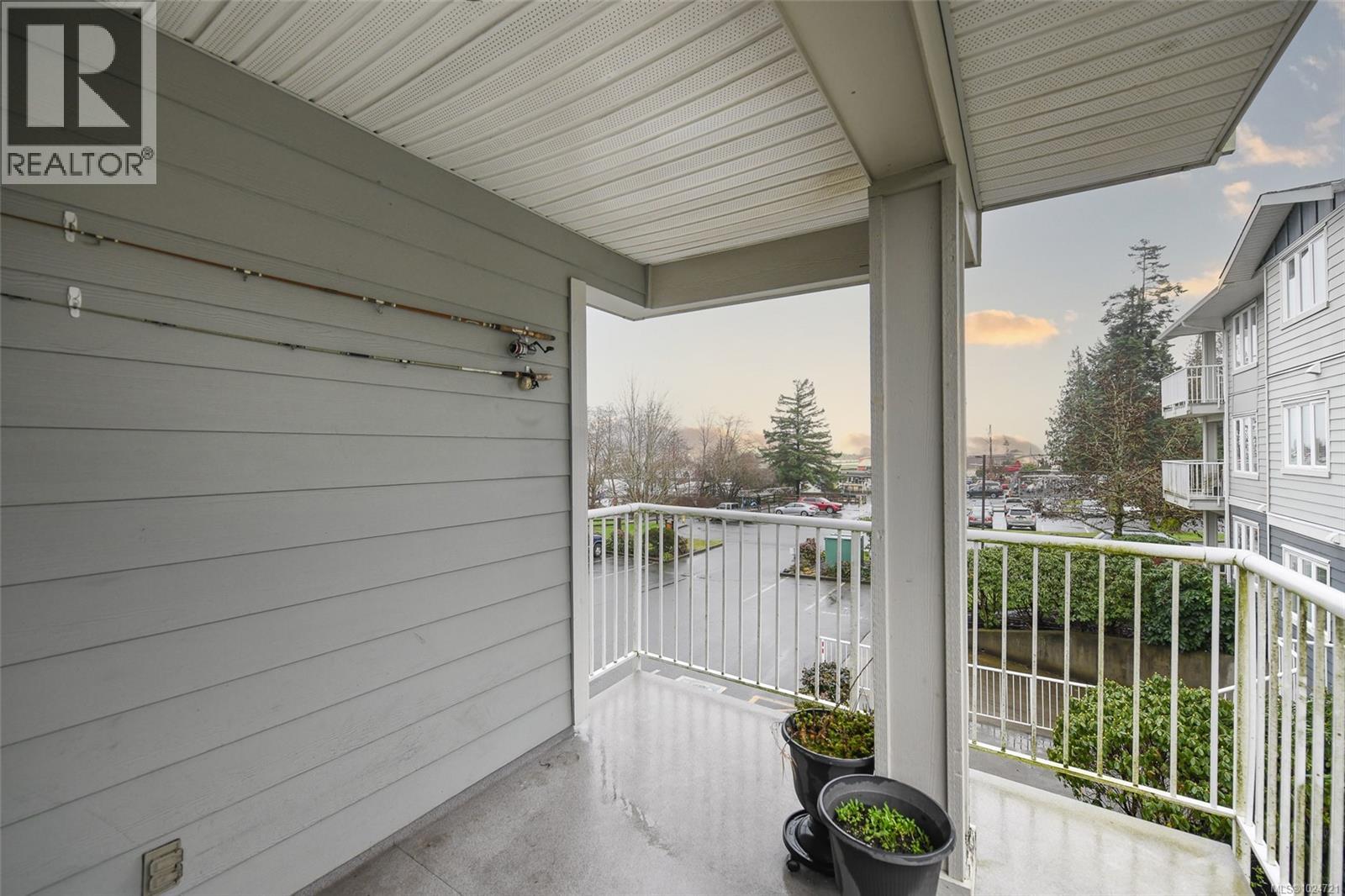 22 115 20th St, Courtenay