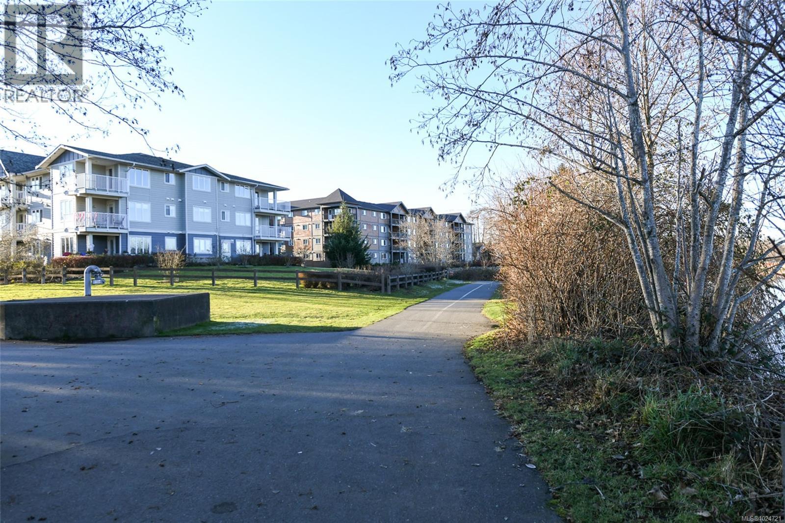 22 115 20th St, Courtenay