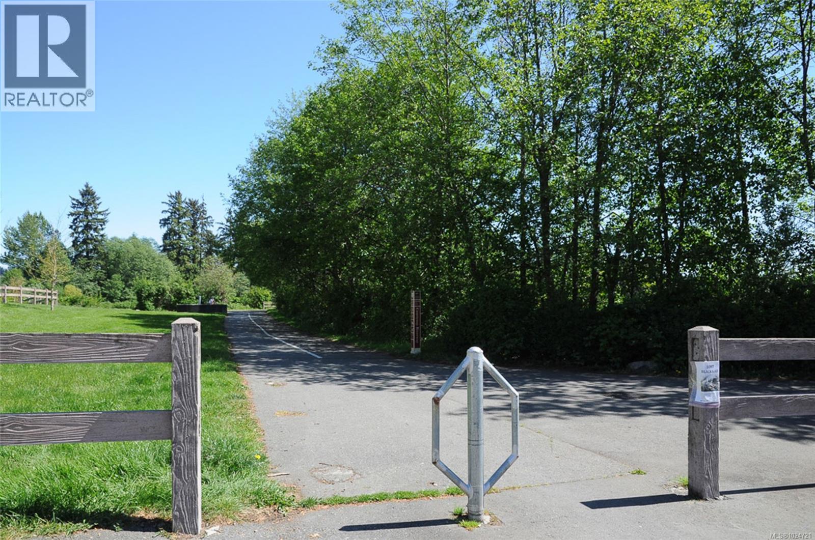 22 115 20th St, Courtenay