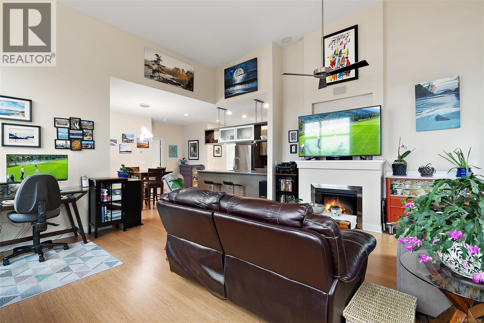 Single Family House for Sale in   West Saanich Rd Saanich 