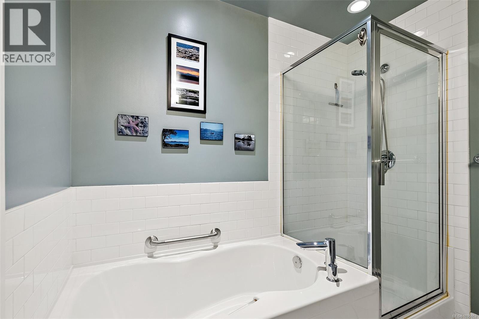 Single Family House for Sale in   West Saanich Rd Saanich 