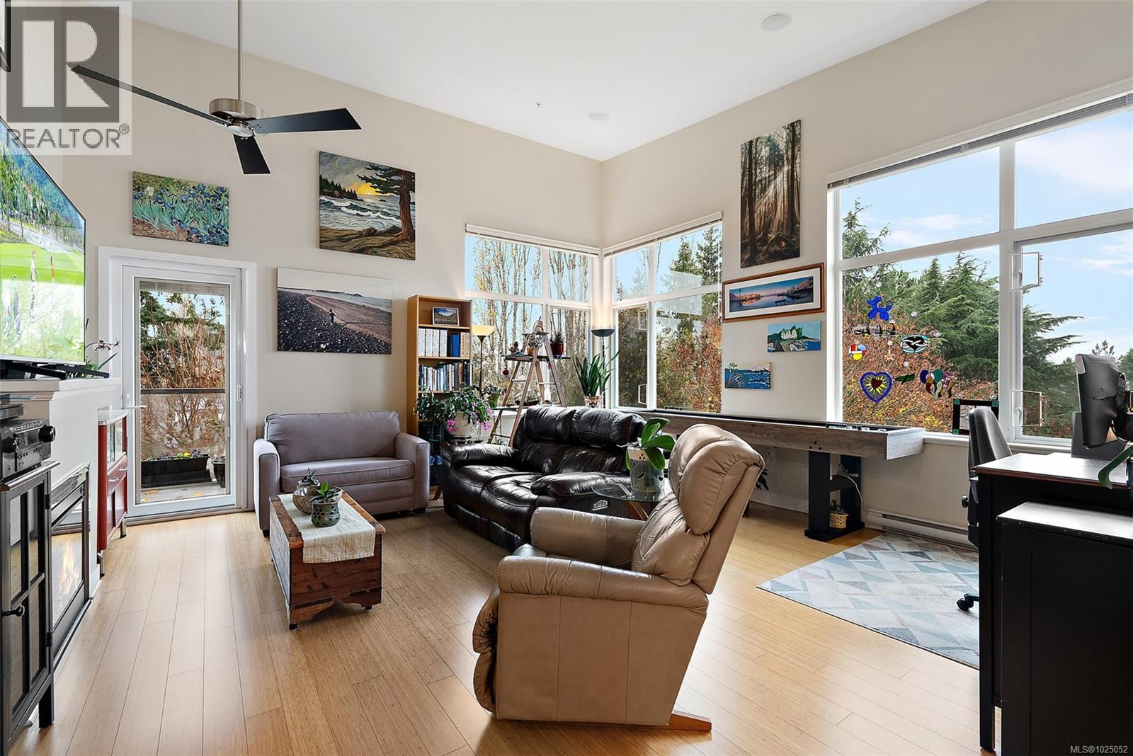 Single Family House for Sale in   West Saanich Rd Saanich 