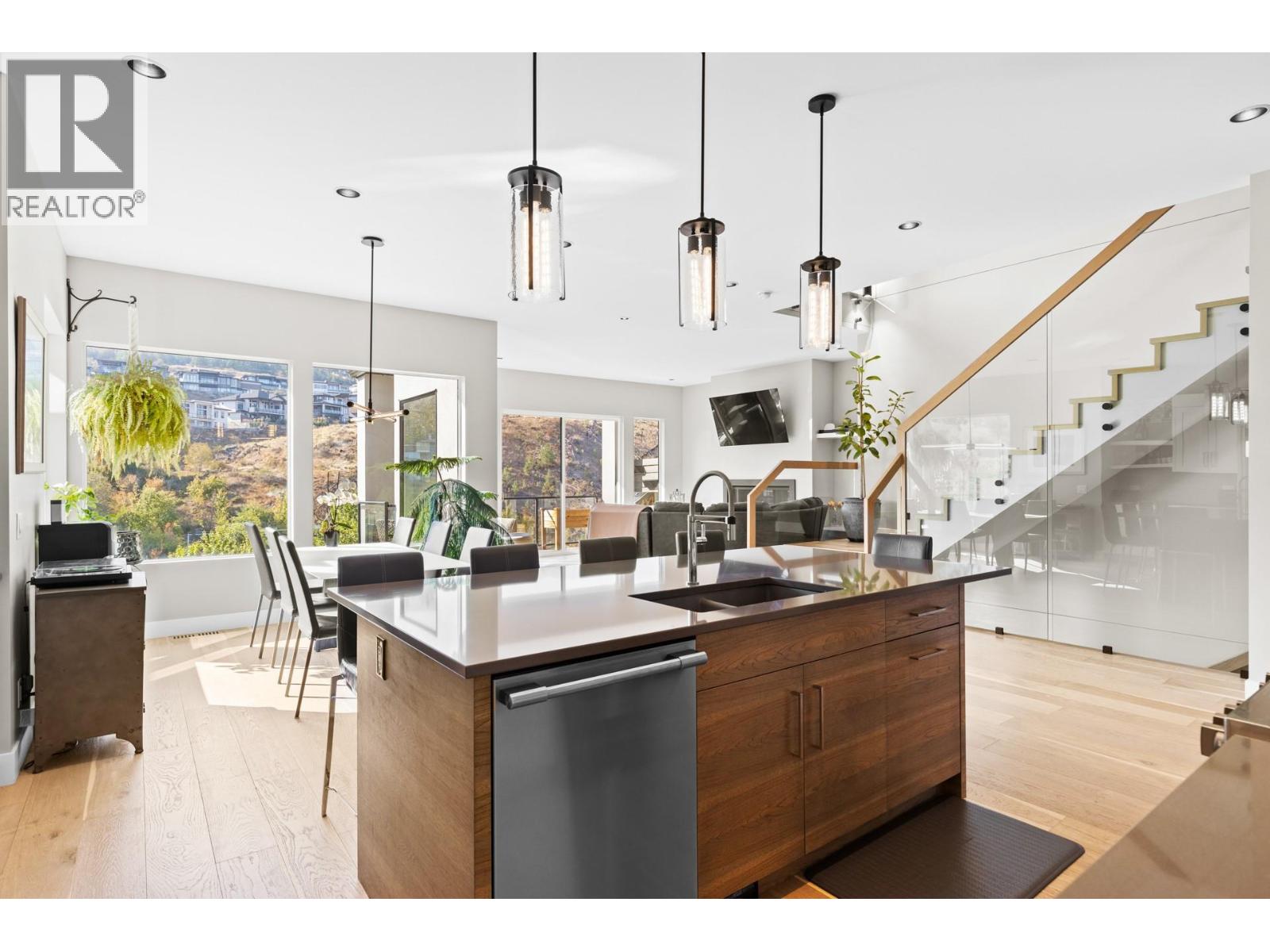  465 Swan Drive, Kelowna