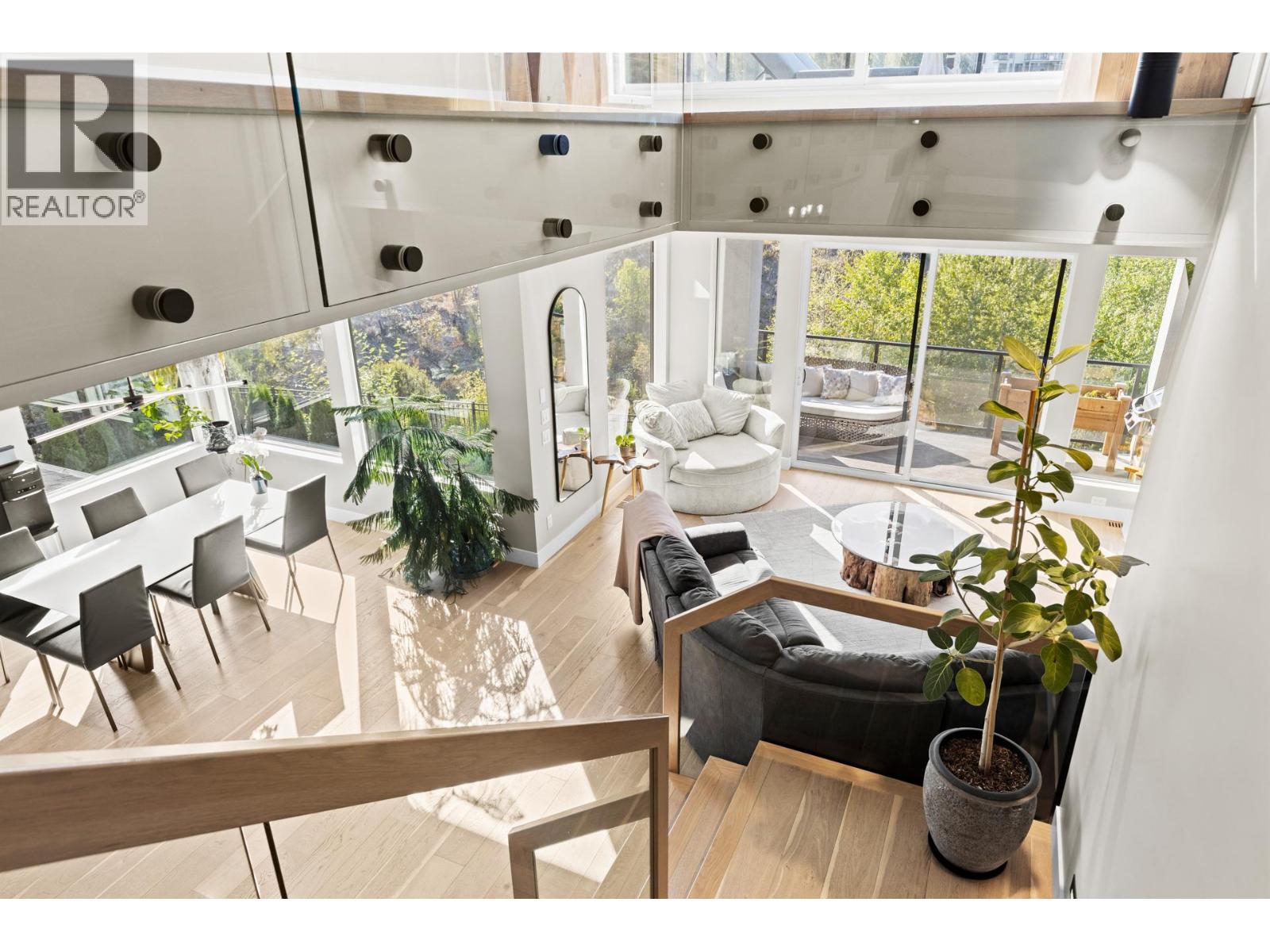  465 Swan Drive, Kelowna