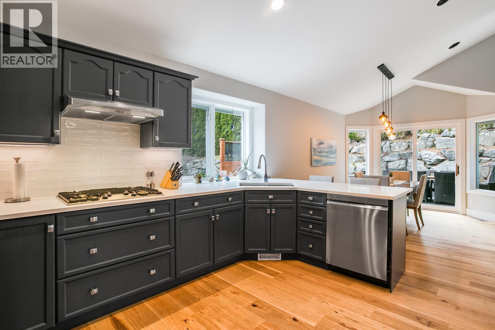 4172 Gallaghers Grove, Kelowna