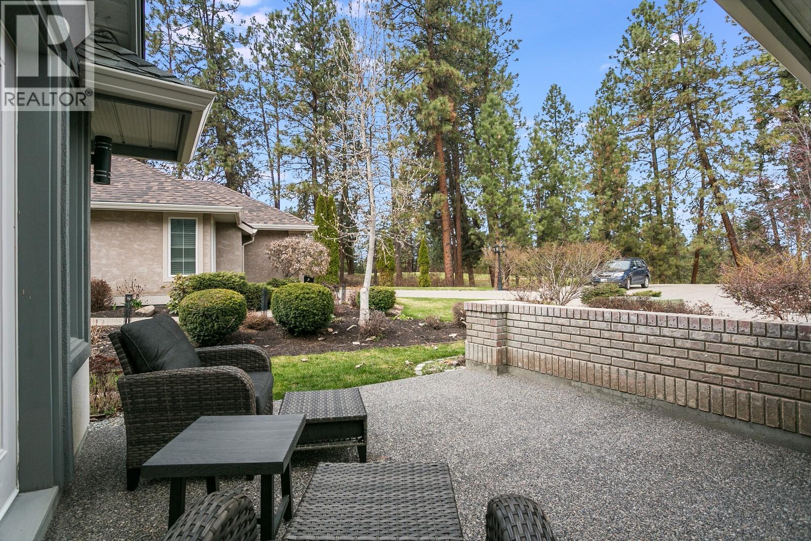 4172 Gallaghers Grove, Kelowna