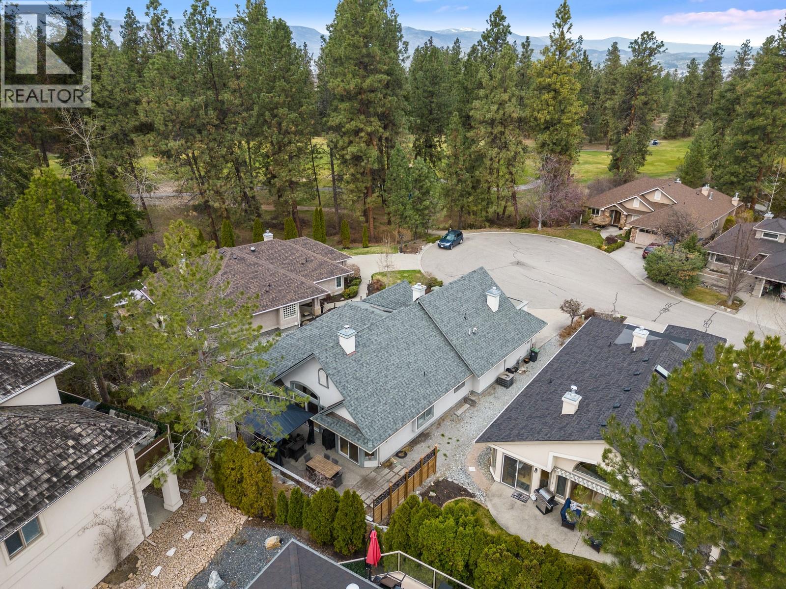 4172 Gallaghers Grove, Kelowna