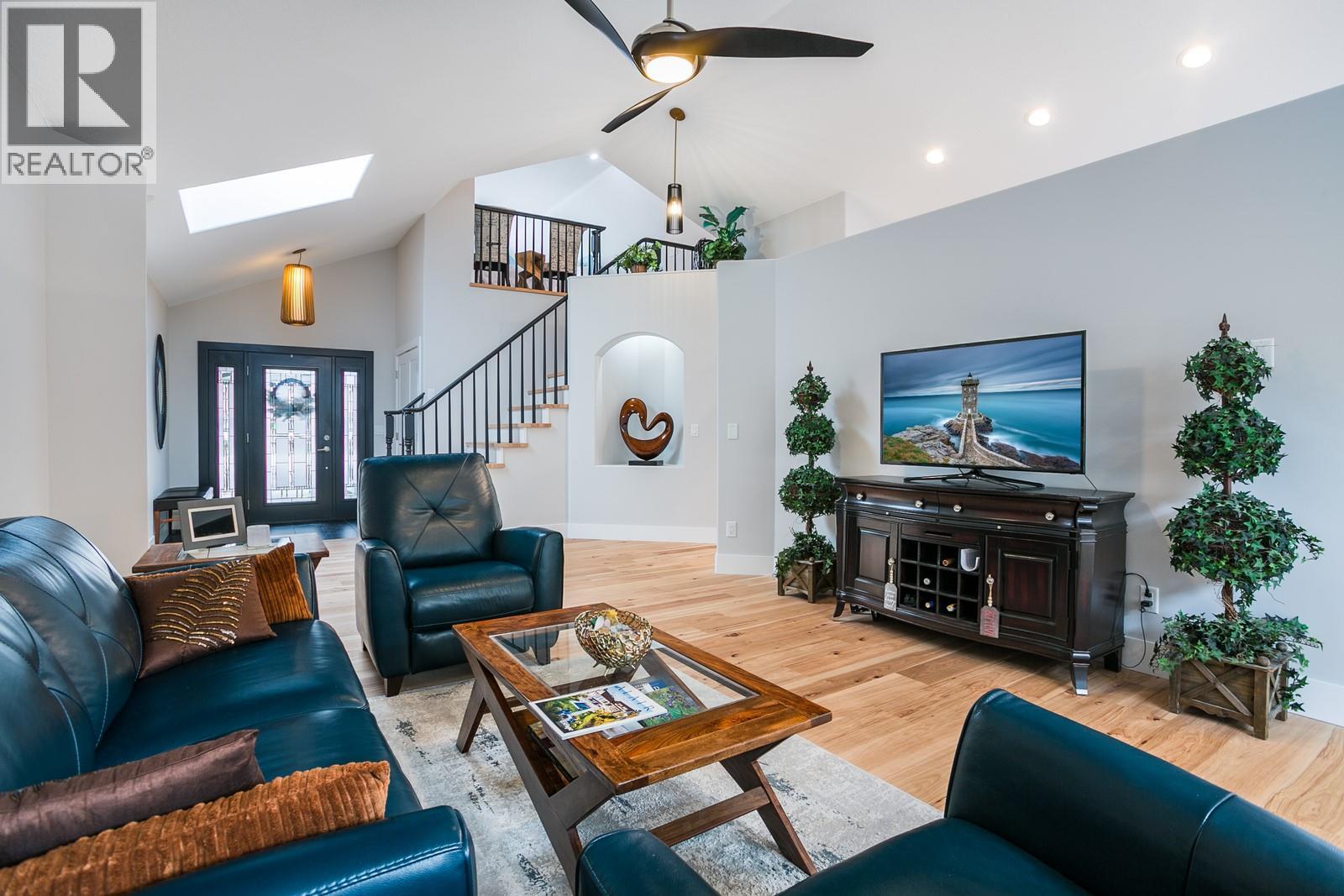 4172 Gallaghers Grove, Kelowna