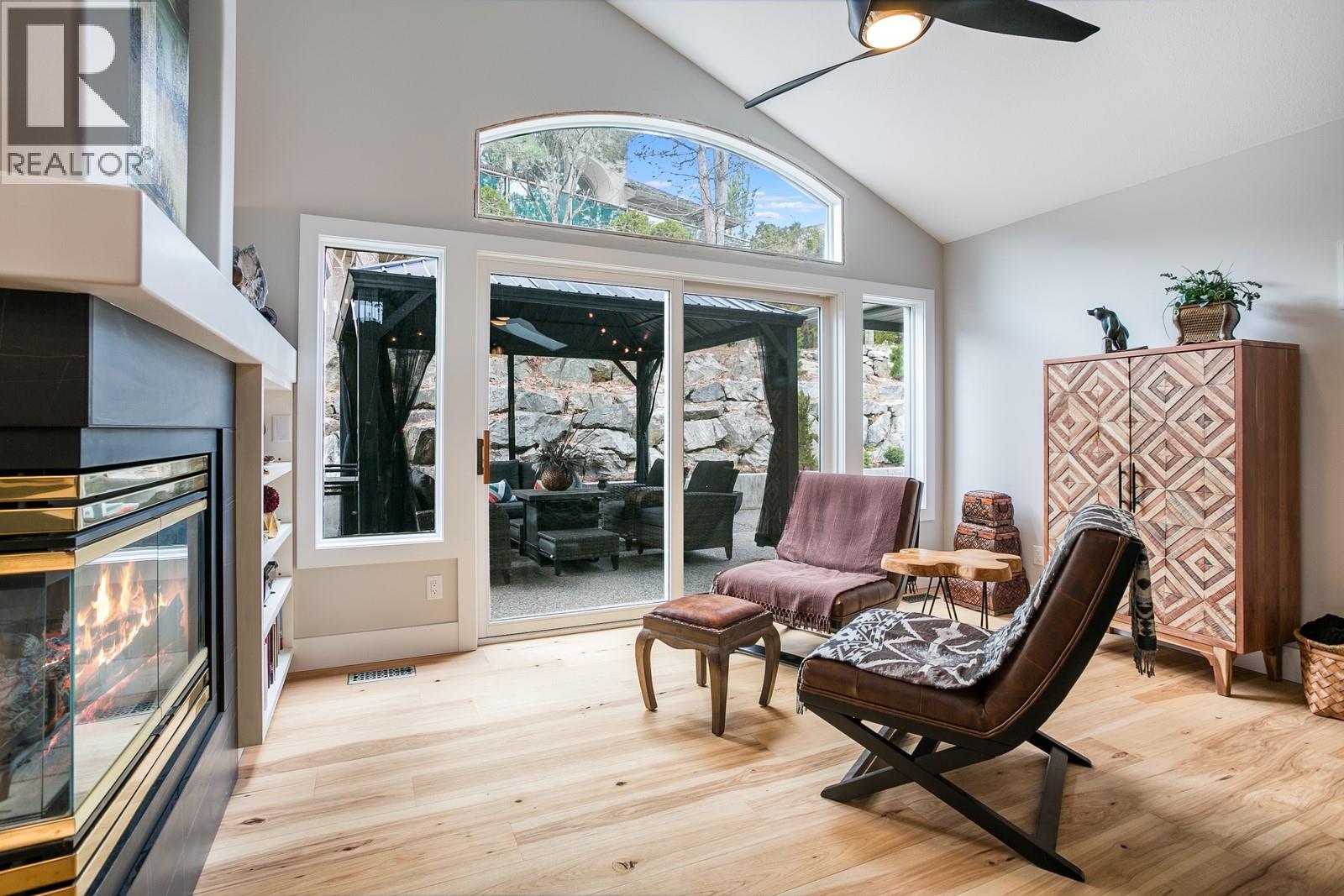 4172 Gallaghers Grove, Kelowna