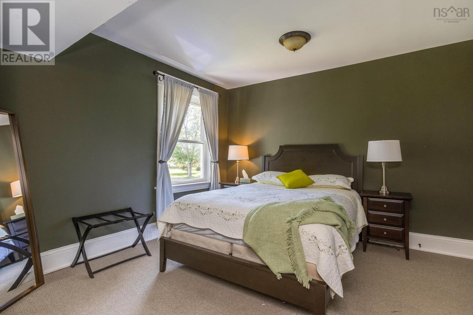 Property 35 of 51 of 57 Alexandra Avenue