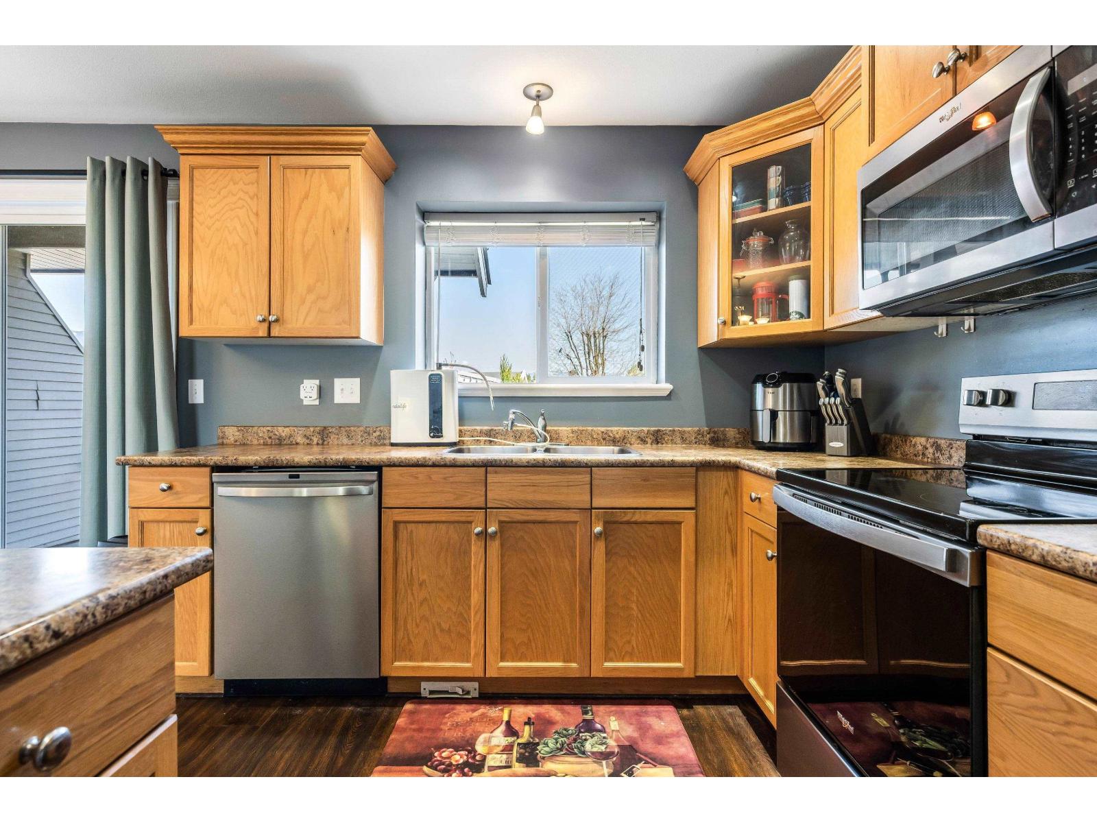 74 8881 WALTERS STREET, Chilliwack Proper South, Chilliwack