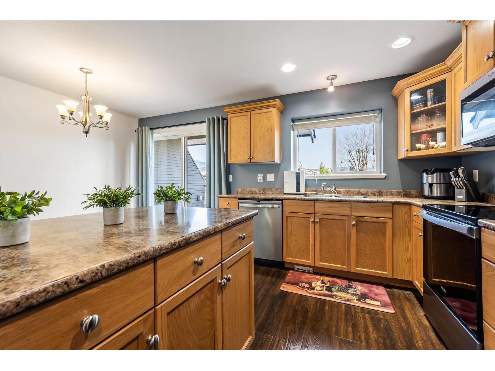 74 8881 WALTERS STREET, Chilliwack Proper South, Chilliwack
