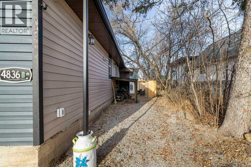 4836 49 Street, Innisfail