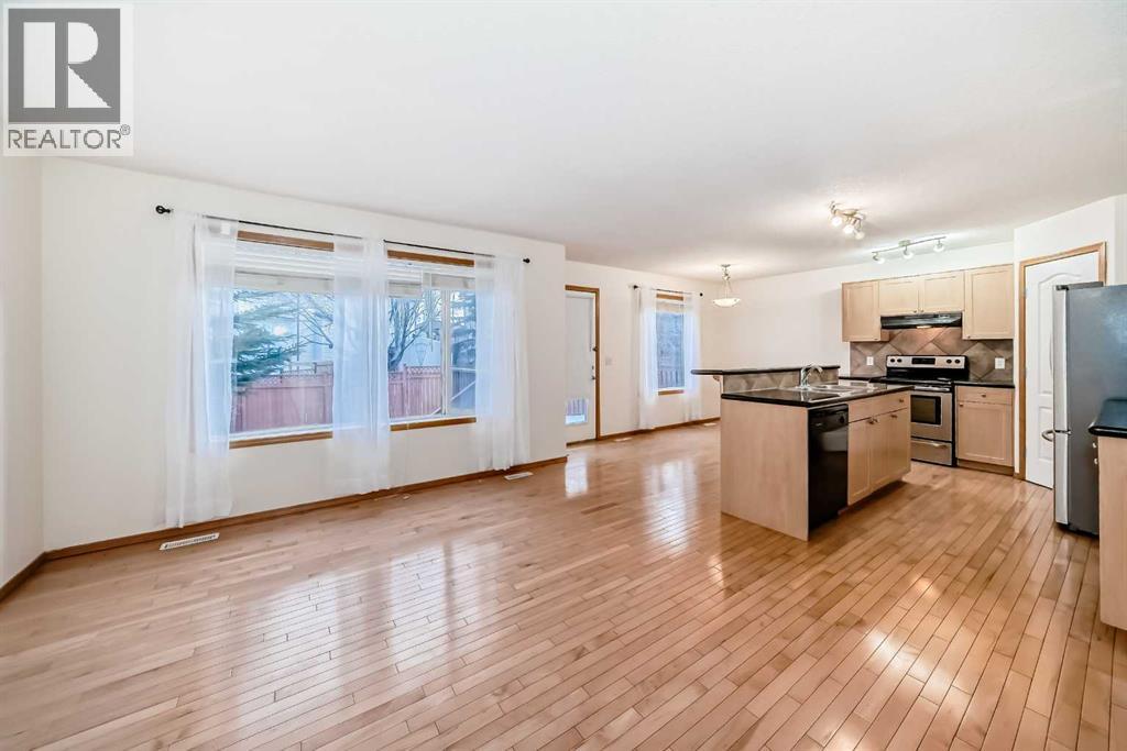 Single Family House for Sale in  Royal Birkdale Crescent NW Royal Oak Calgary 