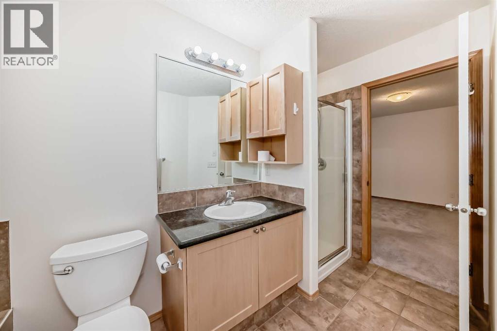 Single Family House for Sale in  Royal Birkdale Crescent NW Royal Oak Calgary 