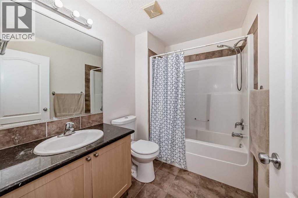 Single Family House for Sale in  Royal Birkdale Crescent NW Royal Oak Calgary 