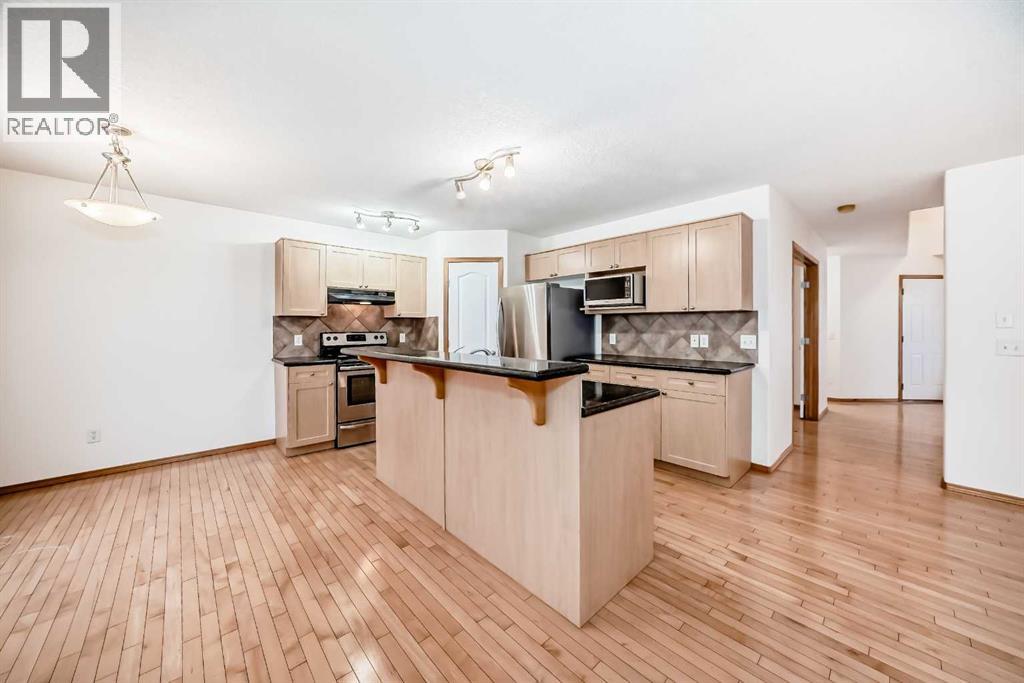 Single Family House for Sale in  Royal Birkdale Crescent NW Royal Oak Calgary 