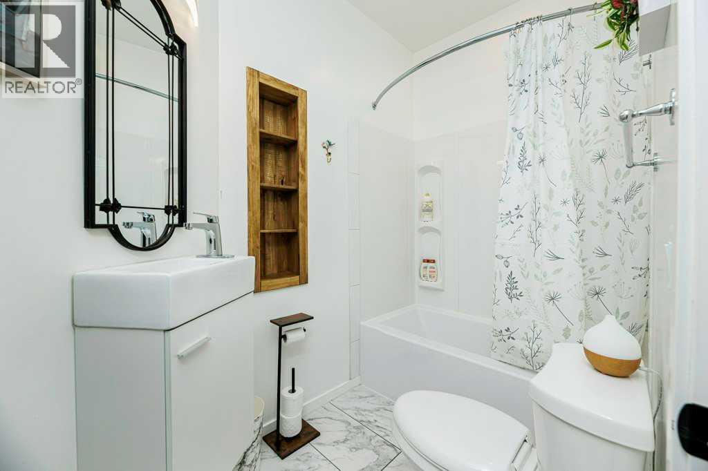 4836 49 Street, Innisfail