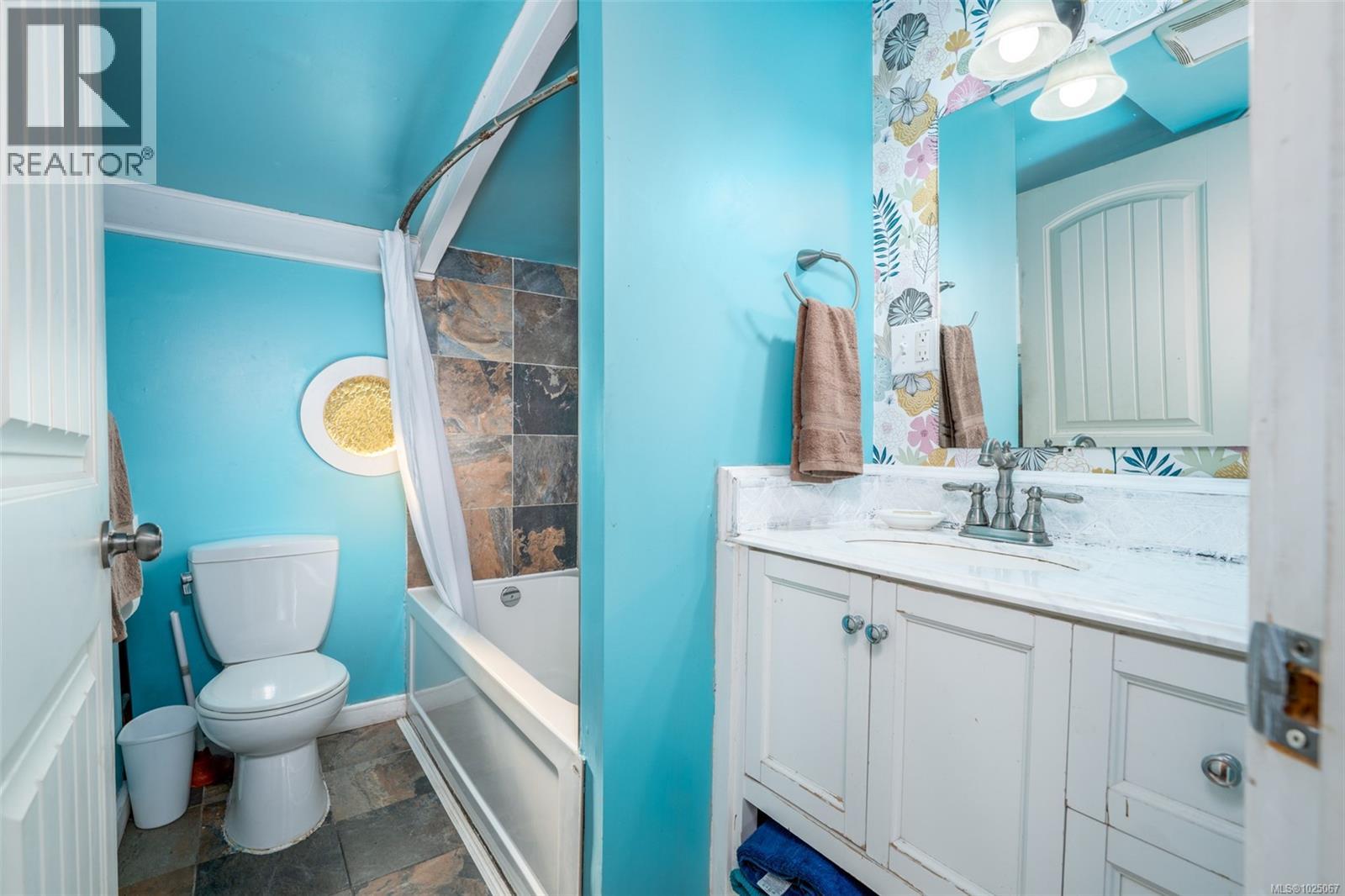 #2 1765 Cowichan Bay Rd - 17