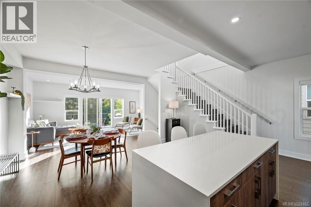  1252 Solstice Crescent, Langford