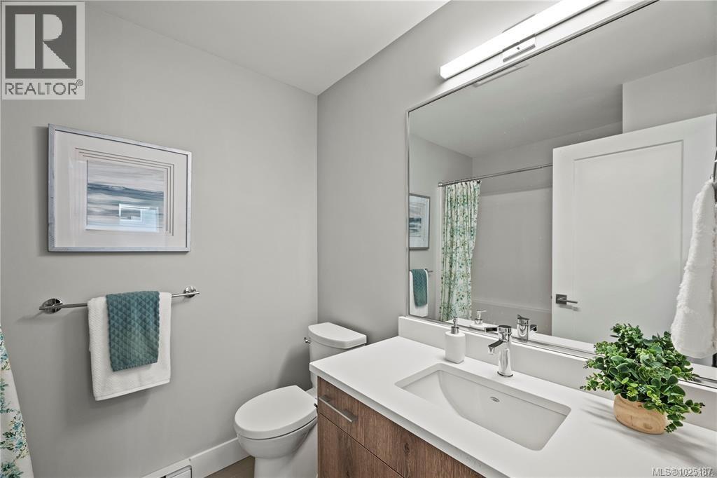  1252 Solstice Crescent, Langford