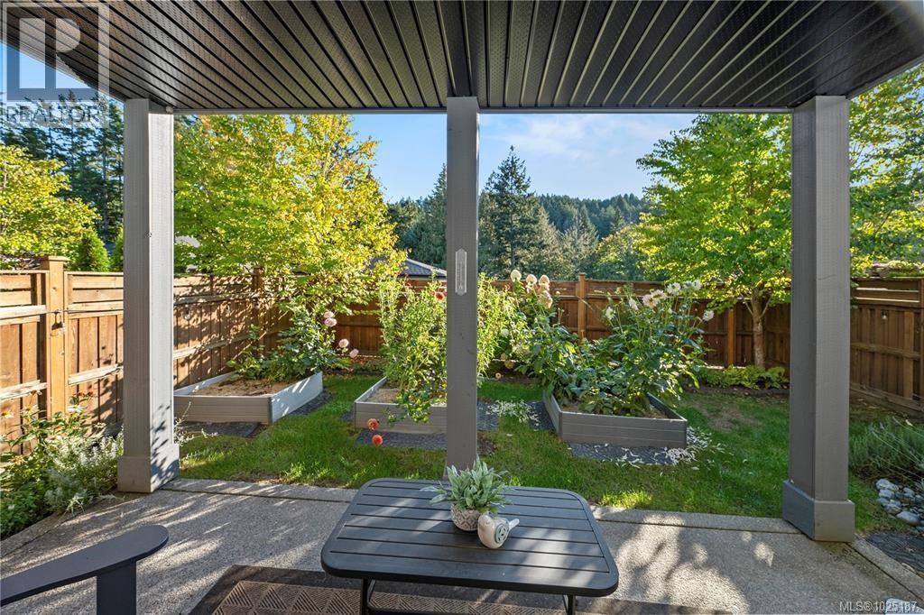  1252 Solstice Crescent, Langford